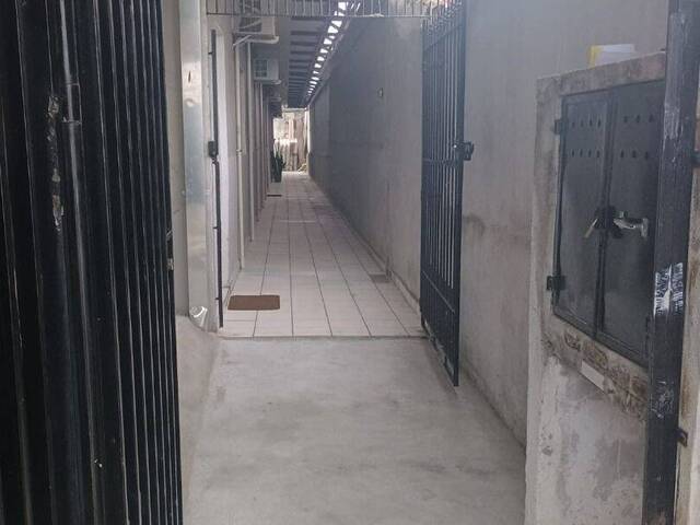 Kitnet para Venda em Caraguatatuba - 4