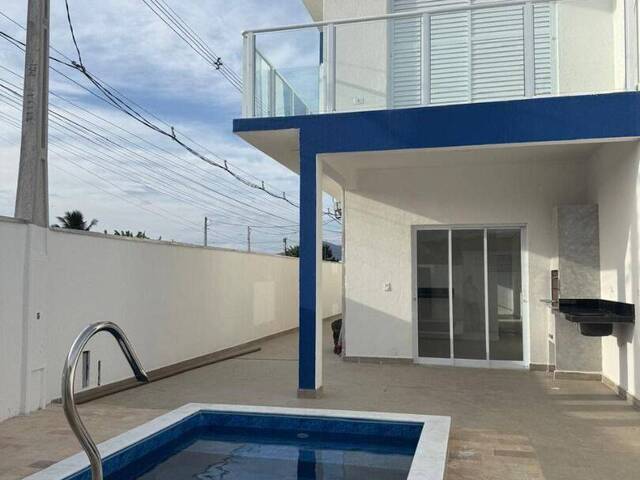 Casa para Venda em Caraguatatuba - 3