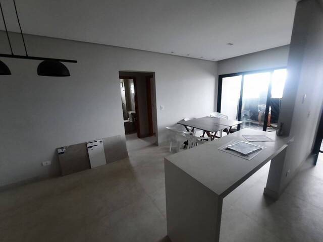 Apartamento para Venda em Caraguatatuba - 5