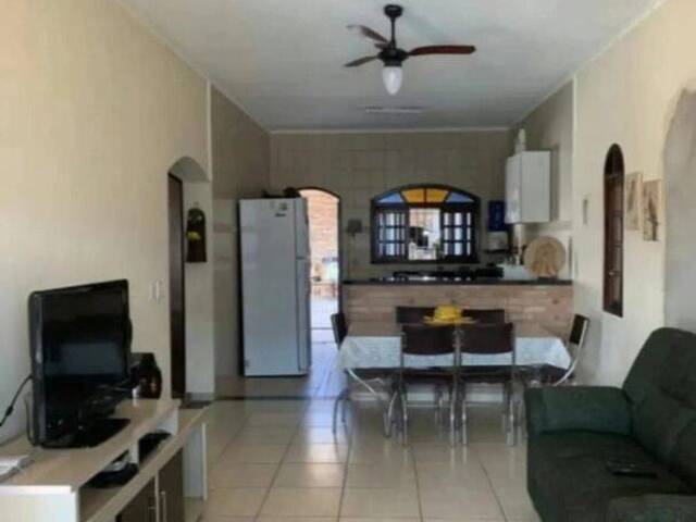 Casa para Venda em Caraguatatuba - 3