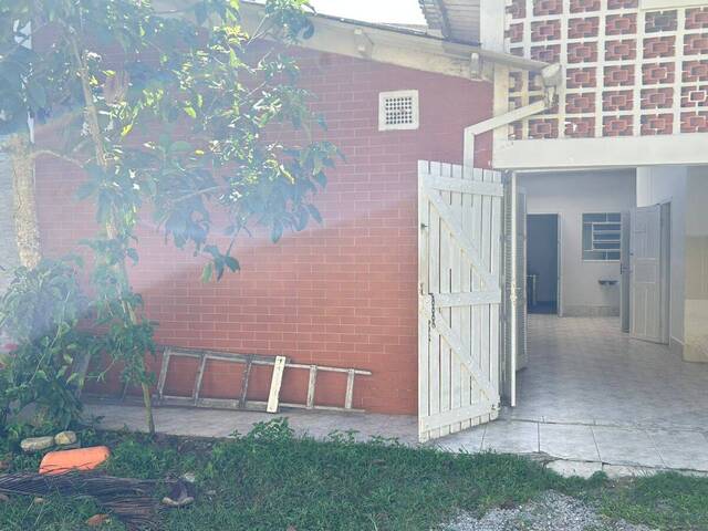 #CA0038 - Casa para Venda em Caraguatatuba - SP