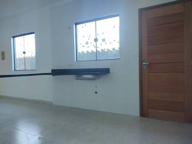 Casa para Venda em Caraguatatuba - 4