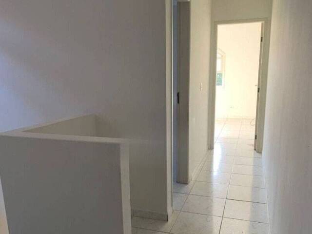 Sobrado para Venda em Caraguatatuba - 4