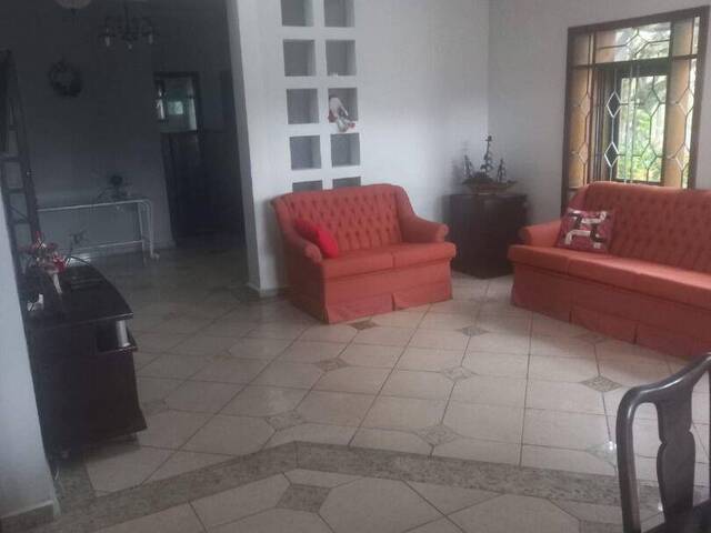 Sobrado para Venda em Caraguatatuba - 5