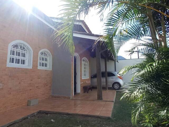 Casa para Venda em Caraguatatuba - 4