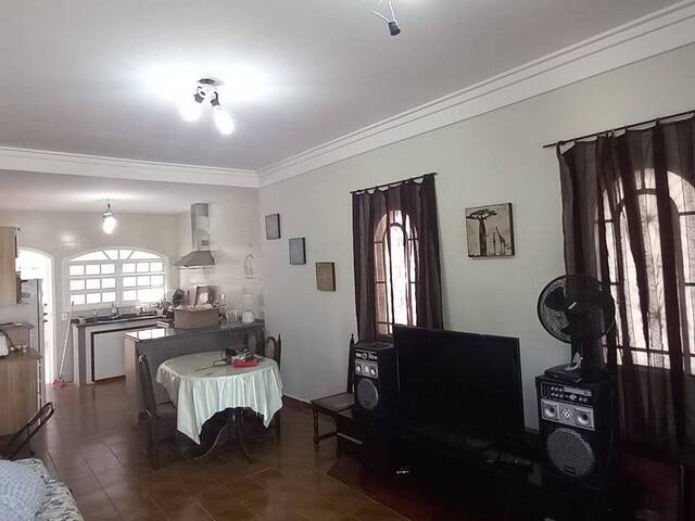 Casa para Venda em Caraguatatuba - 5