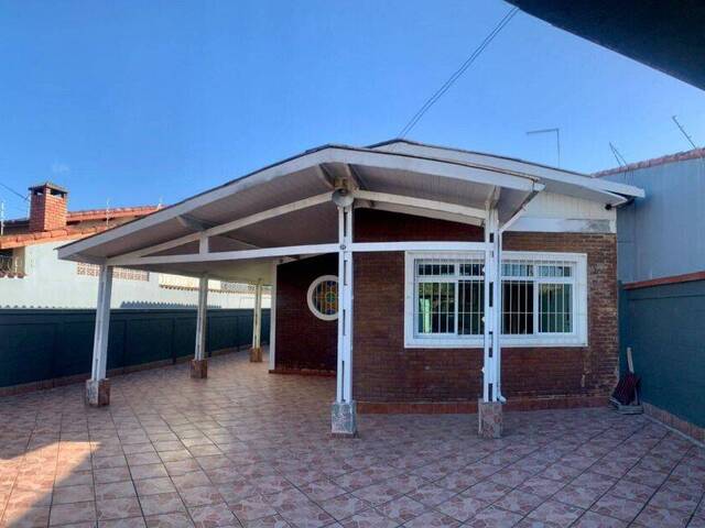 Casa para Venda em Caraguatatuba - 2
