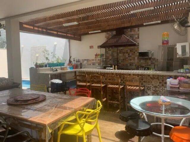 Venda em Pontal de Santa Marina - Caraguatatuba