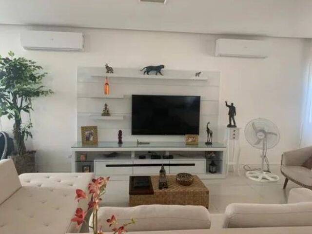 #SO0025 - Sobrado para Venda em Caraguatatuba - SP