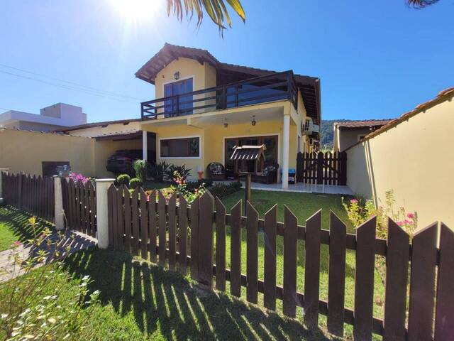 #SO0027 - Sobrado para Venda em Caraguatatuba - SP