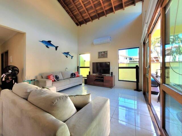 Sobrado para Venda em Caraguatatuba - 5