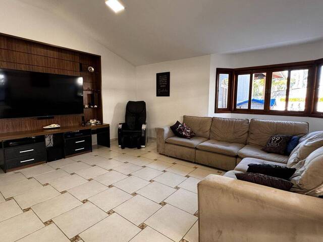 #SO0005 - Sobrado para Venda em Caraguatatuba - SP