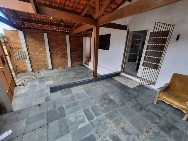 #CA0056 - Casa para Venda em Caraguatatuba - SP