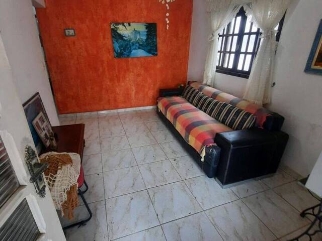 Casa para Venda em Caraguatatuba - 4