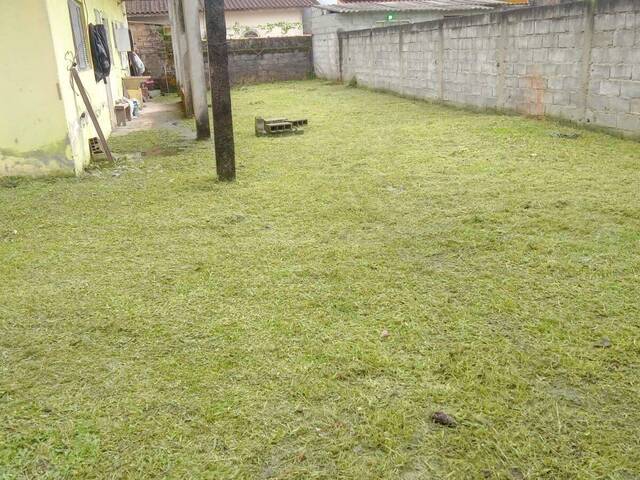 Casa para Venda em Caraguatatuba - 2