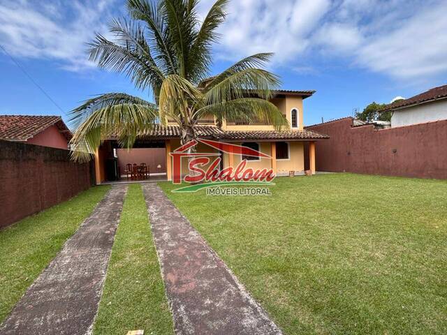 Casa para Venda em Caraguatatuba - 2