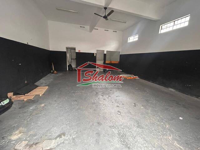 Sala para Locação em Caraguatatuba - 2