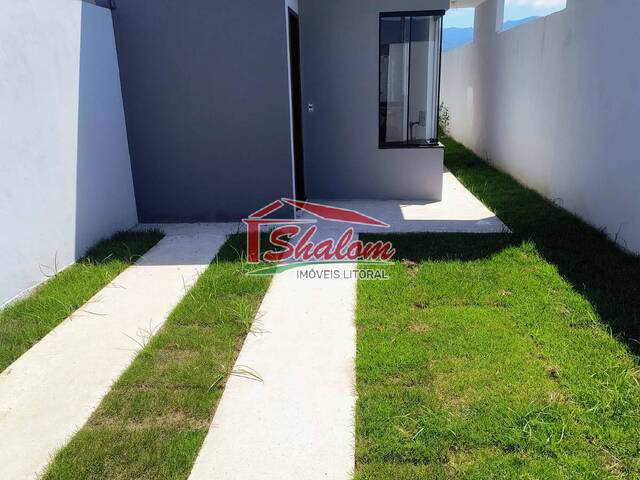 #241 - Casa para Venda em Caraguatatuba - SP