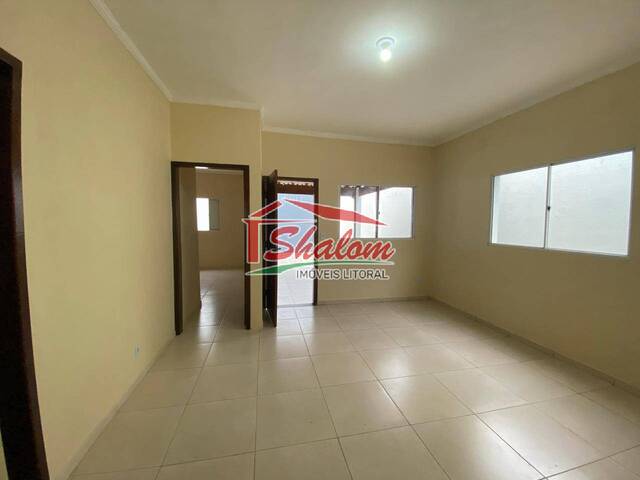 Casa para Venda em Caraguatatuba - 2