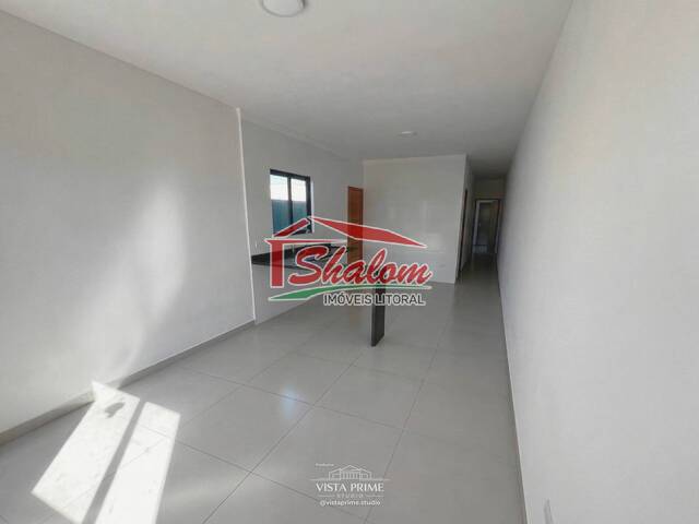 Casa para Venda em Caraguatatuba - 2