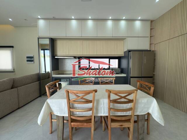 #260 - Casa para Venda em Caraguatatuba - SP