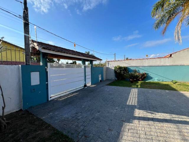 #CA0067 - Casa para Venda em Caraguatatuba - SP