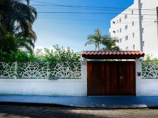 #CA0071 - Casa para Venda em Caraguatatuba - SP