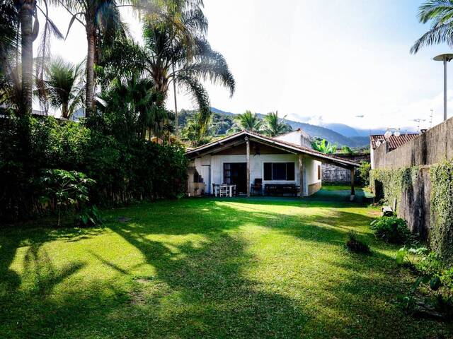 #CA0071 - Casa para Venda em Caraguatatuba - SP