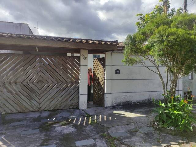 #CA0074 - Casa para Venda em Caraguatatuba - SP