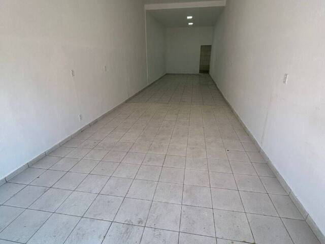 #PT0010 - Ponto Comercial para Locação em Caraguatatuba - SP