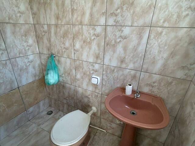 Ponto Comercial para Locação em Caraguatatuba - 5