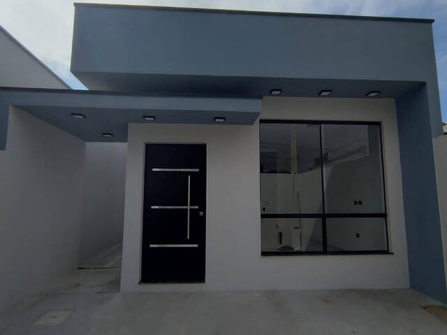 Casa para Venda em Caraguatatuba - 4