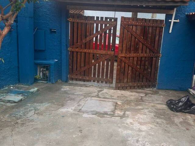 #CA0033 - Casa para Venda em Caraguatatuba - SP