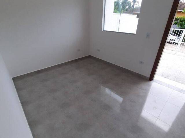 #SO0037 - Sobrado para Locação em Caraguatatuba - SP