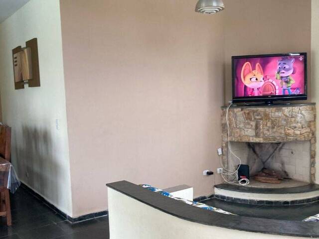 Sobrado para Venda em Caraguatatuba - 5