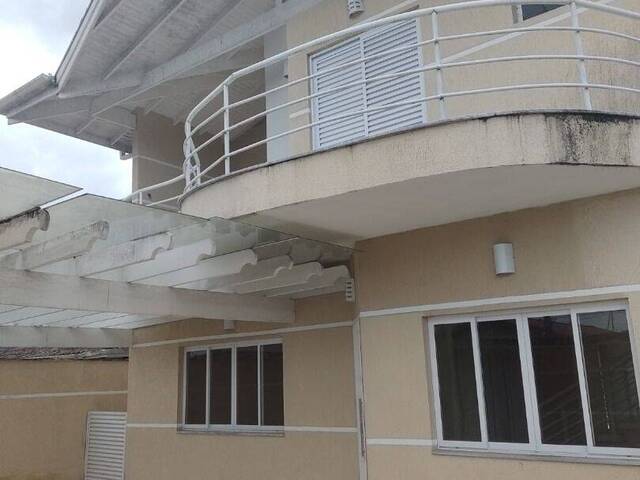 Casa para Venda em Caraguatatuba - 2