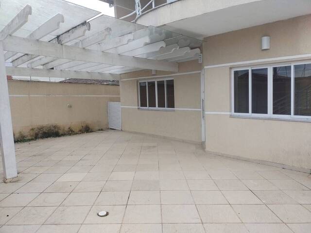Casa para Venda em Caraguatatuba - 3