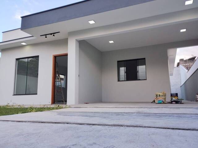 Casa para Venda em Caraguatatuba - 3