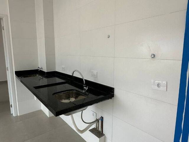 Apartamento para Venda em Caraguatatuba - 4