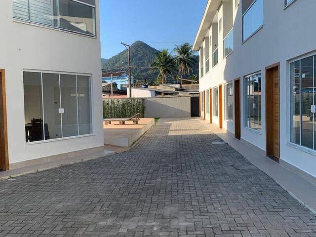 #SO0011 - Sobrado para Venda em Caraguatatuba - SP