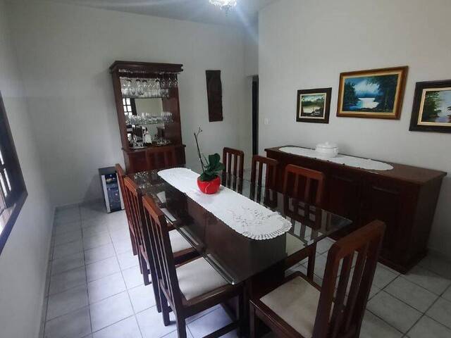 Casa para Venda em Caraguatatuba - 3