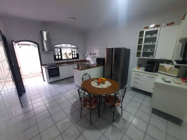 Casa para Venda em Caraguatatuba - 5