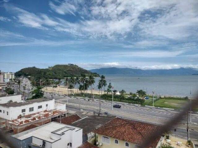 Apartamento para Venda em Caraguatatuba - 4