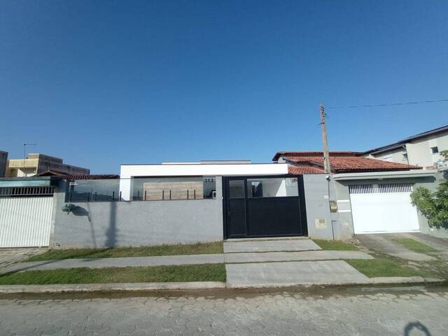 #CA0024 - Casa para Venda em Caraguatatuba - SP