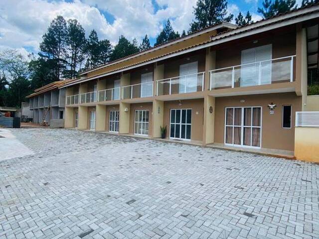 #SO0015 - Sobrado para Venda em Caraguatatuba - SP