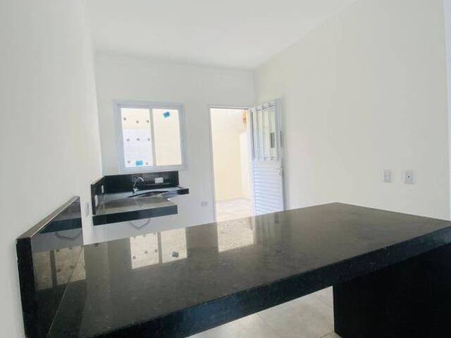 #SO0015 - Sobrado para Venda em Caraguatatuba - SP