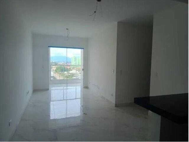 Apartamento para Venda em Caraguatatuba - 4