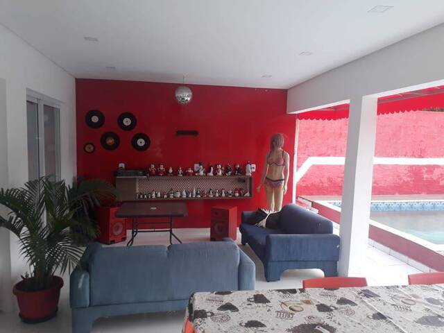 Sobrado para Venda em Caraguatatuba - 4