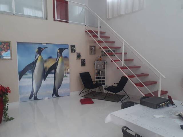 Sobrado para Venda em Caraguatatuba - 5