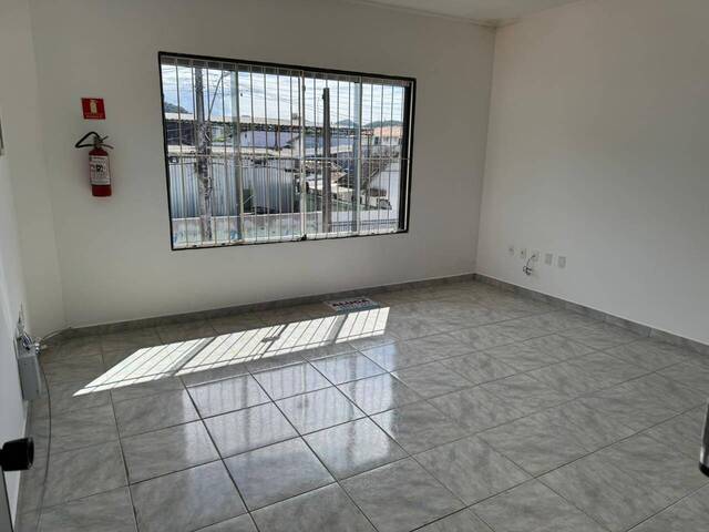 #PR0001 - Prédio comercial para Locação em Caraguatatuba - SP